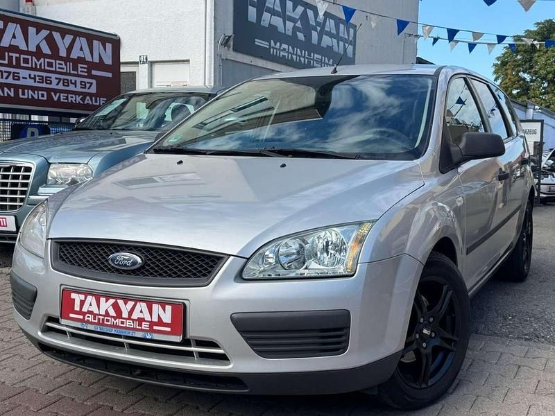 Silber Gebraucht 2006 Ford Focus Kombi | 2.990 € (Teuer) - Bild 1/4