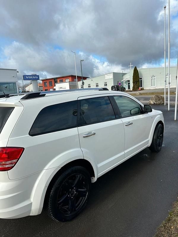 Gebraucht Dodge Journey 140 PS (102 kW) 2008 Weiß SUV