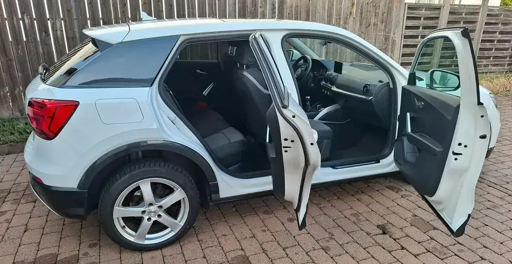 Gebraucht Audi Q2 Sport 150 PS (110 kW) 2017 Weiß SUV