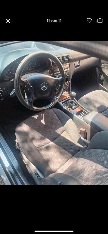 Schwarz Gebraucht 2006 Mercedes C180 Limousine | 3.200 € (Fairer Preis) - Bild 1/4