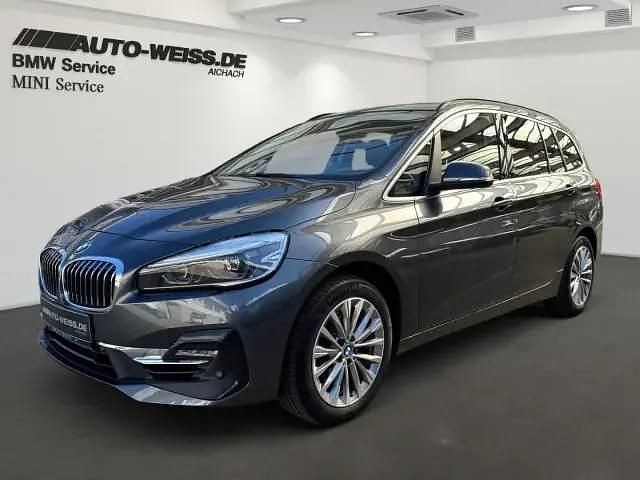 Mineralgrau metallic (grau) Gebraucht 2022 BMW 216 Gran Tourer Luxury Line Van / Kleinbus | 22.900 € (Etwas zu teuer) - Bild 1/4