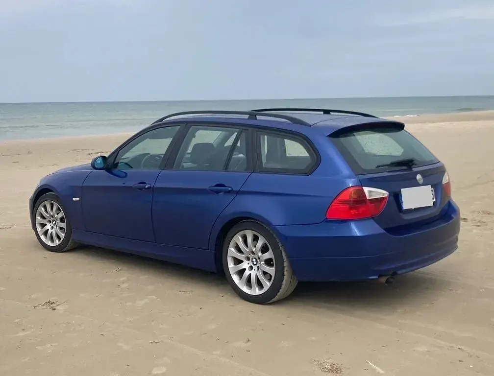 Używany BMW 320 163 KM (119 kW) 2007 Niebieski Kombi