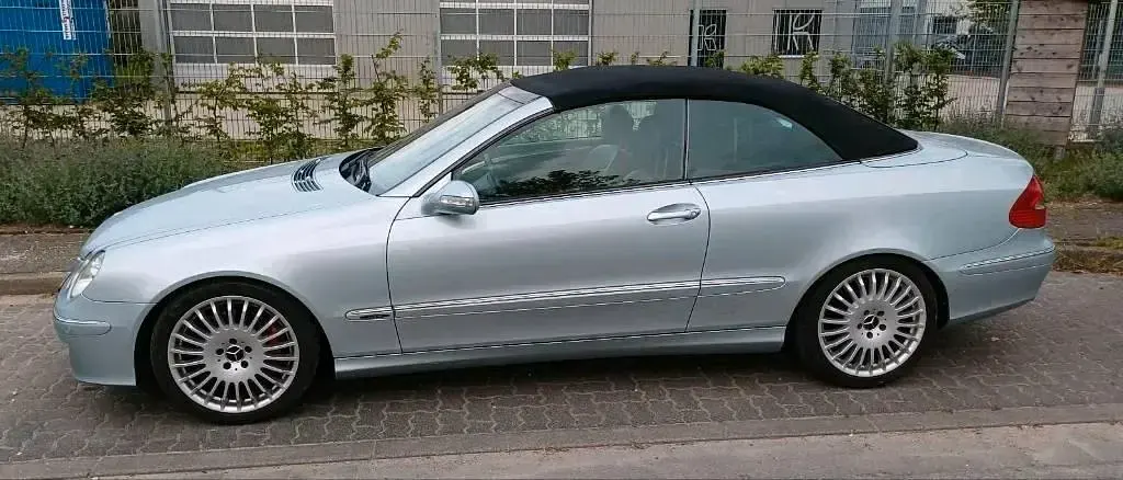 Gebraucht Mercedes CLK200 Avantgarde 184 PS (135 kW) 2008 Silber Cabrio