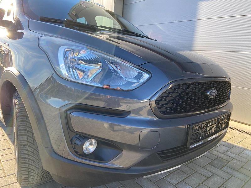 Gebraucht Ford Ka Plus Active 96 PS (70 kW) 2018 Grau Kleinwagen