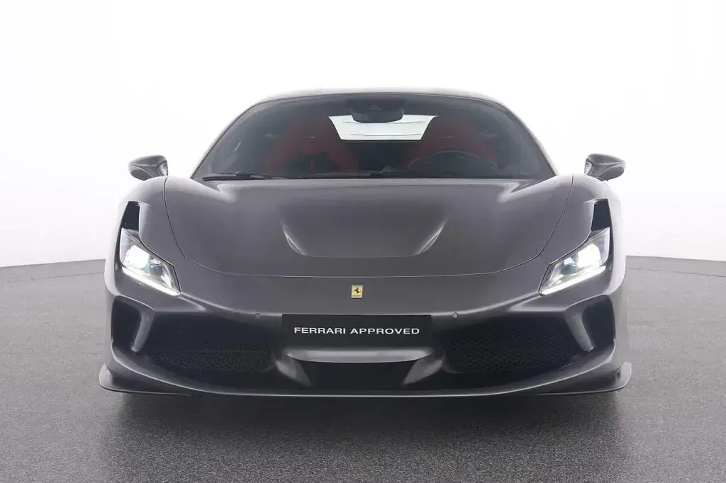 Second-hand Ferrari F8 721 CP (530 kW) 2022 Gri