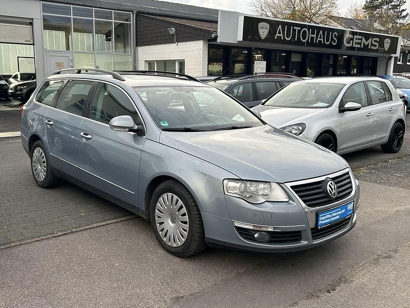 Blau Gebraucht 2009 VW Passat Comfortline Kombi | 3.490 € (Fairer Preis) - Bild 1/4