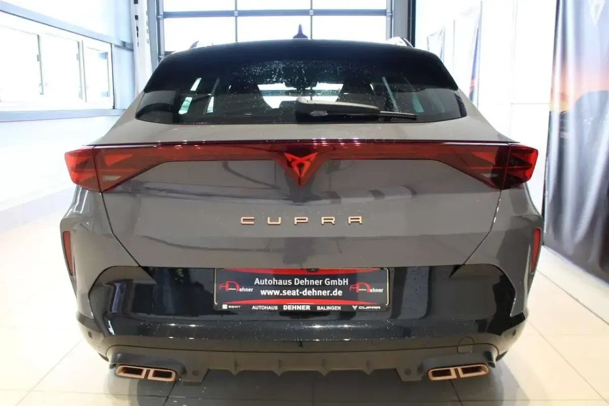 Neu Cupra Formentor VZ 272 PS (200 kW) 2026 Graphengrau SUV