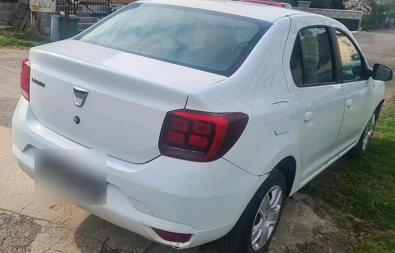 Second-hand Dacia Logan 54 CP (39 kW) 2017 Alb Berlinǎ