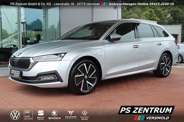 Silber Gebraucht 2020 Skoda Octavia First Edition Kombi | 19.930 € (Fairer Preis) - Bild 1/4