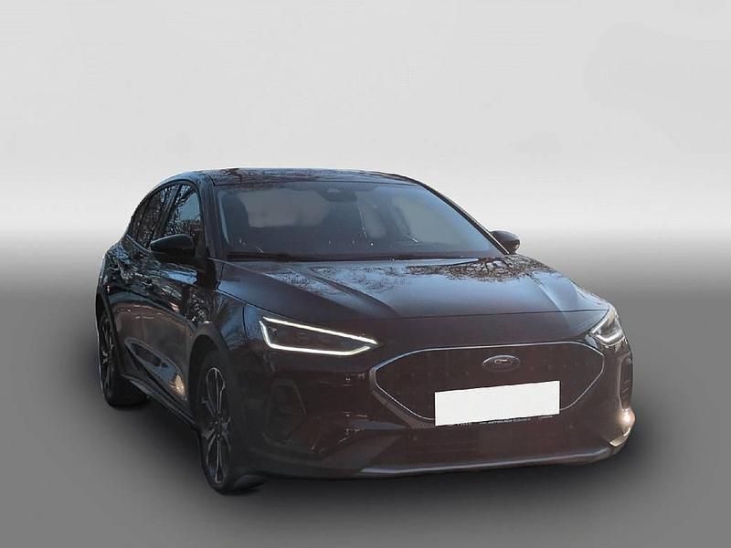 Gebraucht Ford Focus Active 155 PS (114 kW) 2023 Schwarz Limousine