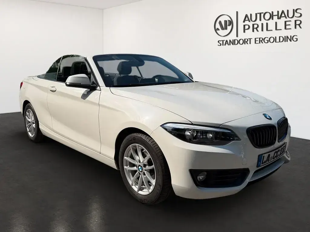 Gebraucht BMW 218 Advantage 136 PS (100 kW) 2019 Alpinweiss iii Cabrio