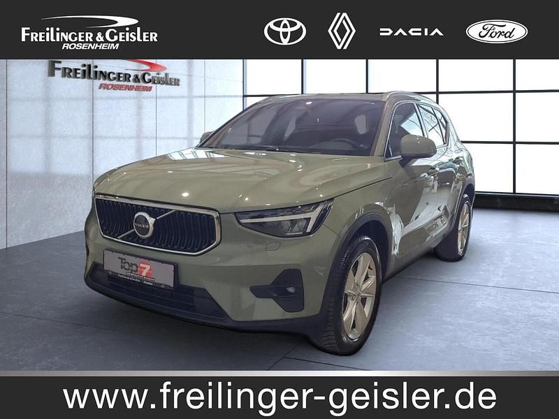 Grün Gebraucht 2024 Volvo XC40 Core SUV | 34.400 € (Guter Preis) - Bild 1/4