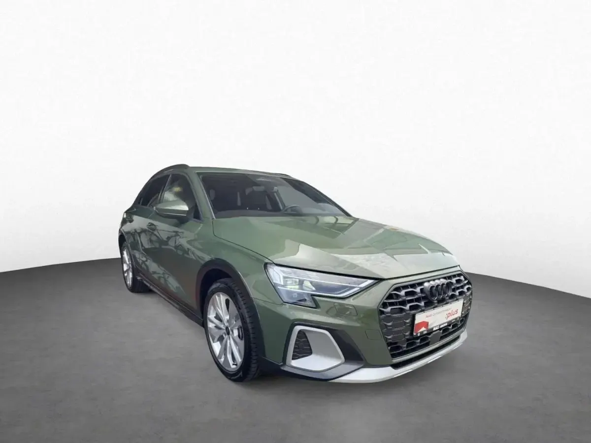 Gebraucht Audi A3 Ambiente 150 PS (110 kW) 2025 Distriktgrün metallic (metallic) Kombi