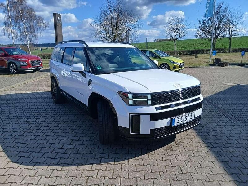 Gebraucht Hyundai Santa Fe Blackline 215 PS (158 kW) 2024 Creamy white SUV