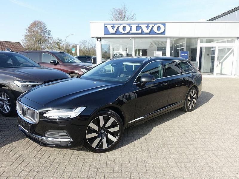 Gebraucht Volvo V90 Plus 398 PS (292 kW) 2025 Onyx black Kombi