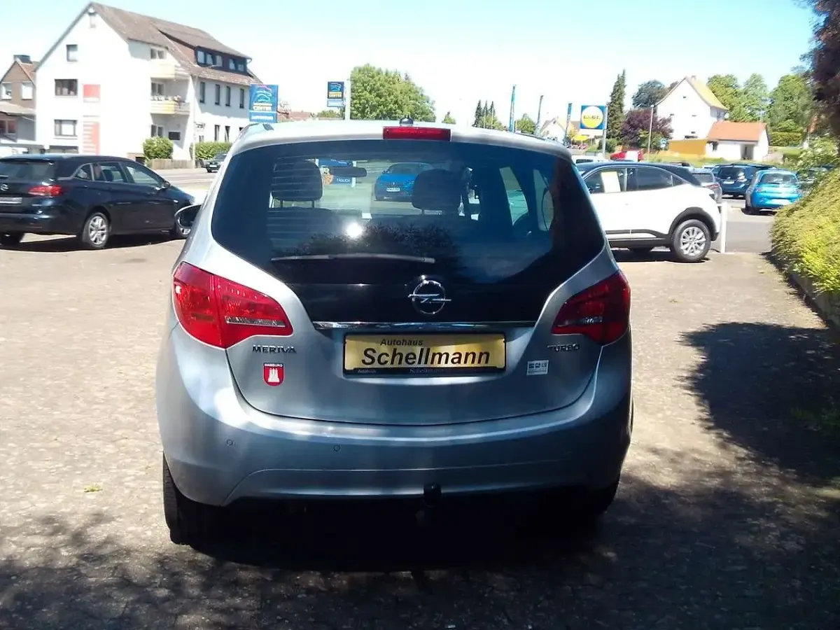 Gebraucht Opel Meriva Edition 120 PS (88 kW) 2016 Silber Van / Kleinbus