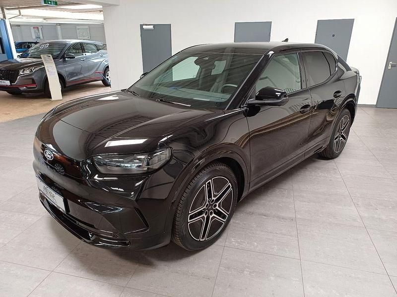 Black metallic Gebraucht 2024 Ford Capri Premium SUV | 44.950 € (Guter Preis) - Bild 1/3