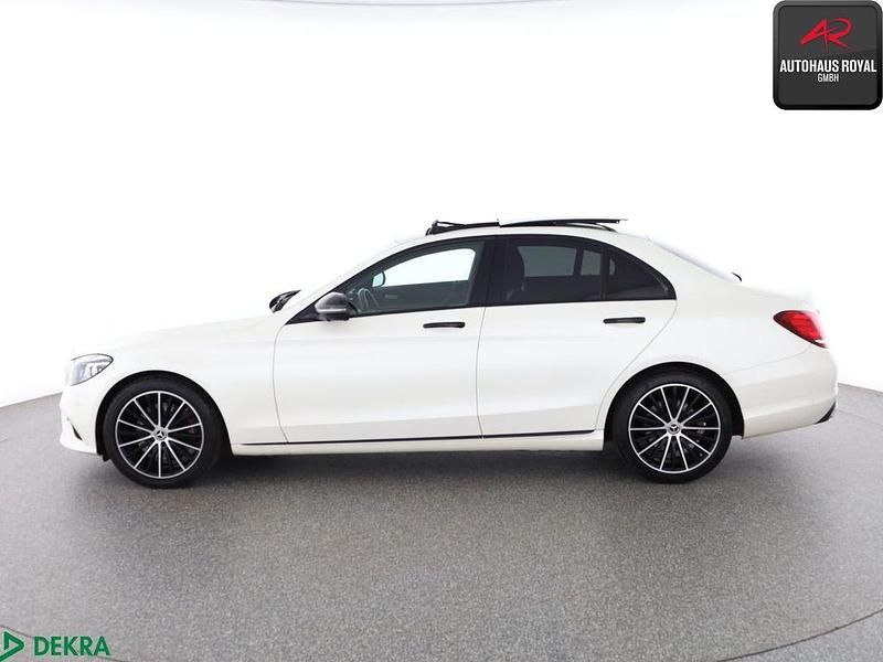 Gebraucht Mercedes C300 258 PS (189 kW) 2019 Weiß Limousine