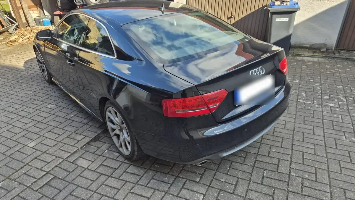 Gebraucht Audi A5 S-Line 190 PS (139 kW) 2011 Schwarz Coupé