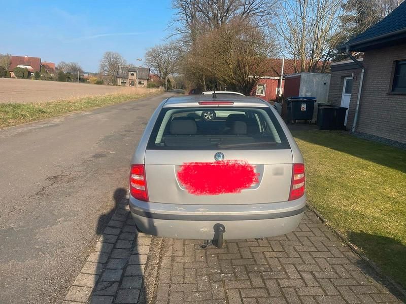 Gebraucht Skoda Fabia 74 PS (54 kW) 2003 Silber Kombi