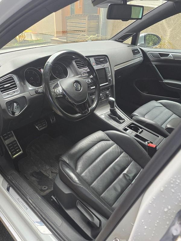 Gebraucht VW Golf Alltrack 184 PS (135 kW) 2015 Weiß Kombi