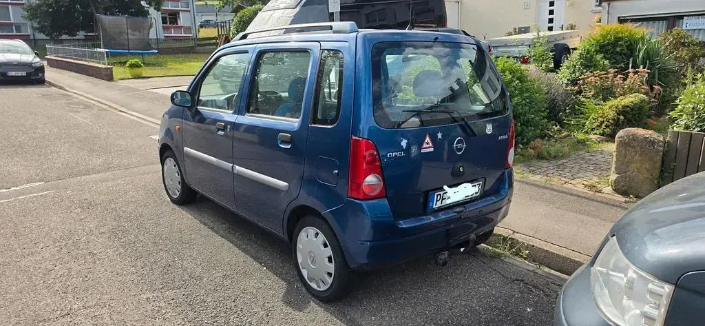 Gebraucht Opel Agila 58 PS (42 kW) 2002 Blau Van / Kleinbus