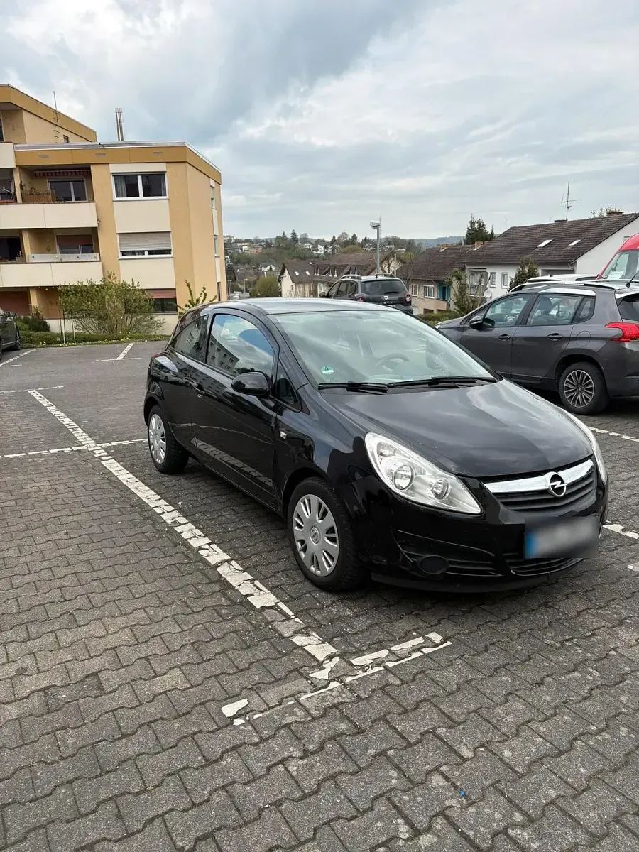 Usado Opel Corsa 80 HP (58 kW) 2009 Preto Citadino