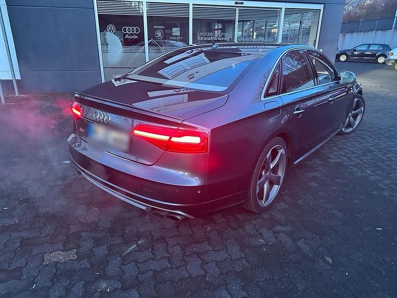 Gebraucht Audi S8 519 PS (381 kW) 2014 Grau Limousine