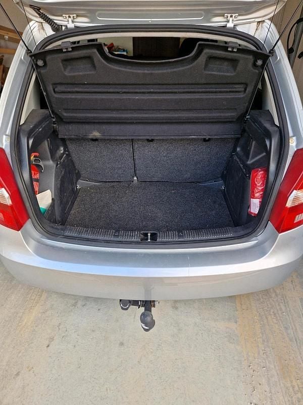 Gebraucht Skoda Fabia Elegance 69 PS (50 kW) 2010 Grau Kleinwagen