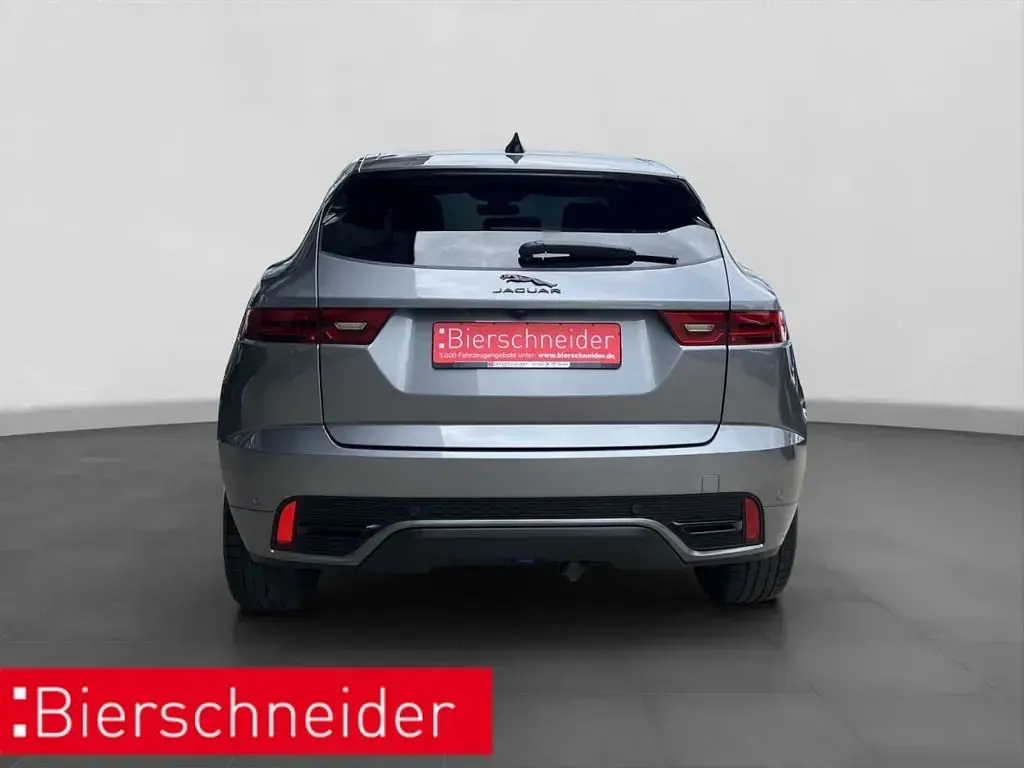 Gebraucht Jaguar E-Pace R-Dynamic 163 PS (119 kW) 2024 Grau SUV