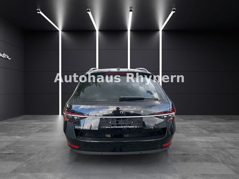 Gebraucht Skoda Superb Style 150 PS (110 kW) 2023 Andere farbe Kombi