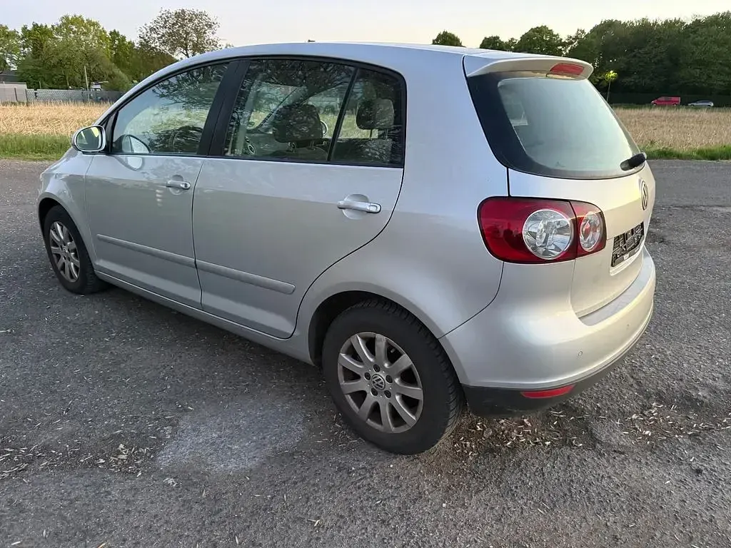 Gebraucht VW Golf Plus Cross Comfortline 116 PS (85 kW) 2005 Silber Van / Kleinbus