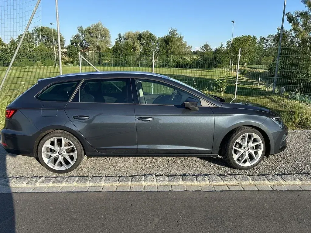 Gebraucht Seat Leon ST FR 150 PS (110 kW) 2020 Grau Kombi