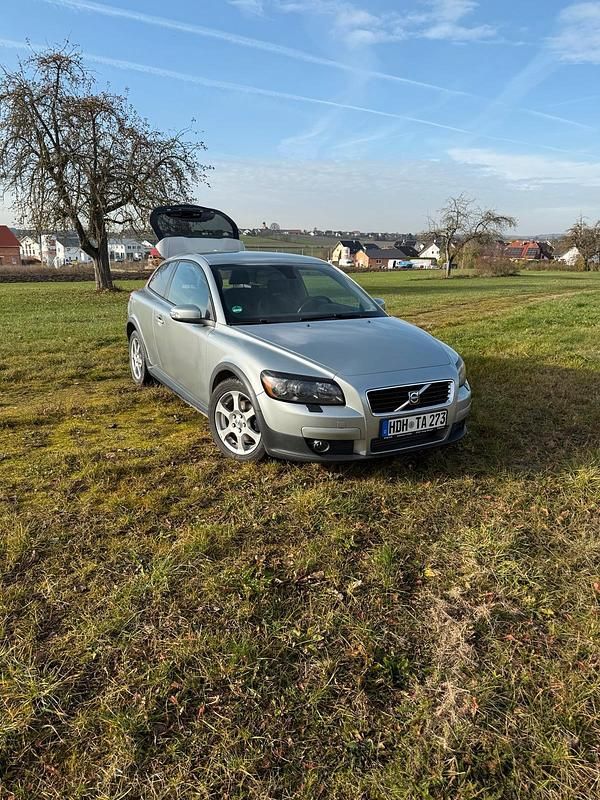 Silber Gebraucht 2008 Volvo C30 Kleinwagen | 3.500 € (Guter Preis) - Bild 1/4