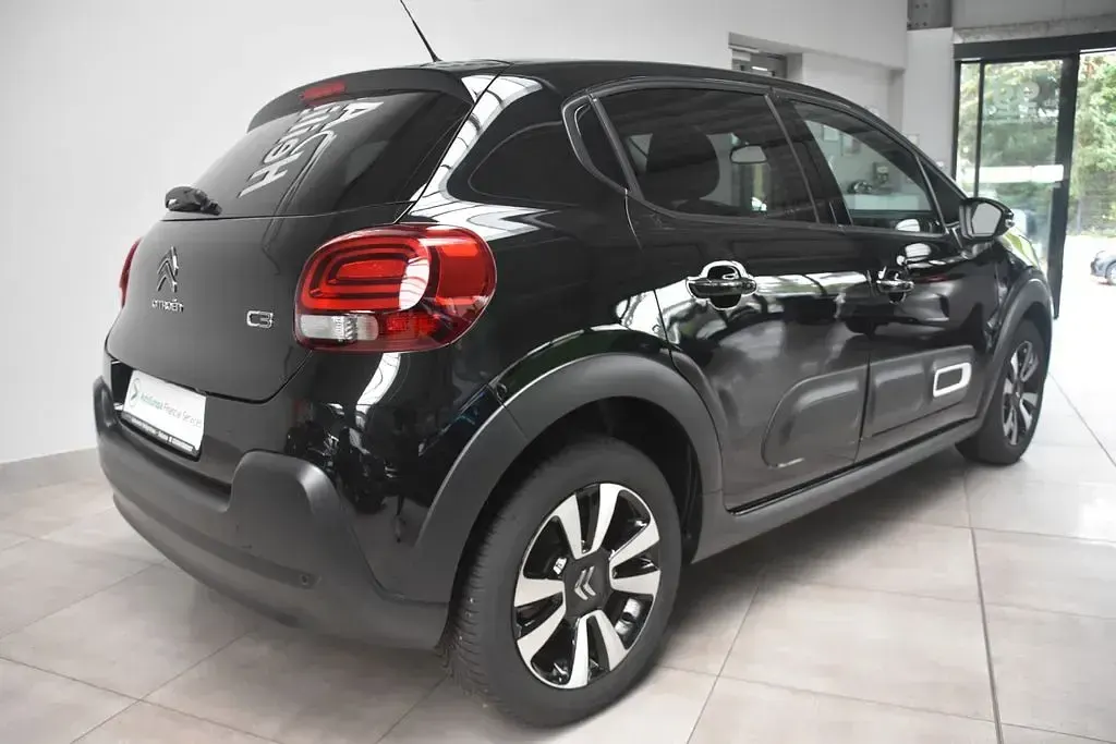 Gebraucht Citroën C3 110 PS (80 kW) 2024 Schwarz Limousine