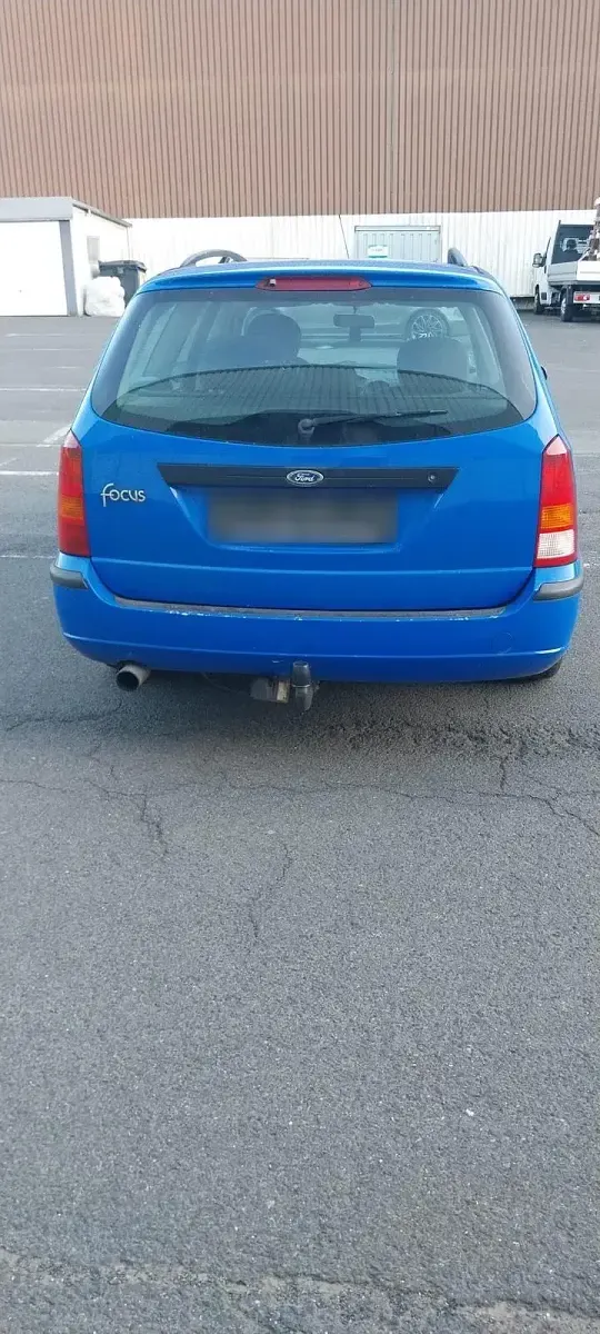 Gebraucht Ford Focus 101 PS (74 kW) 2003 Blau Kombi