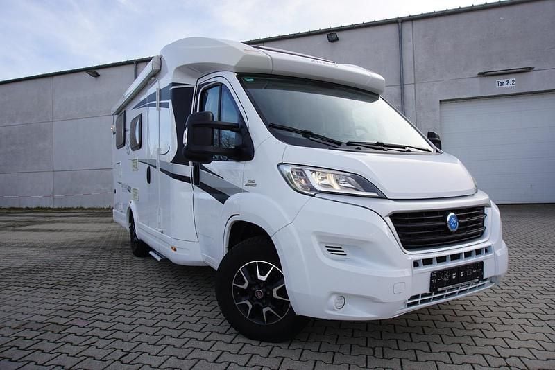 Gebraucht Knaus SKY TI 2016 Weiss Van