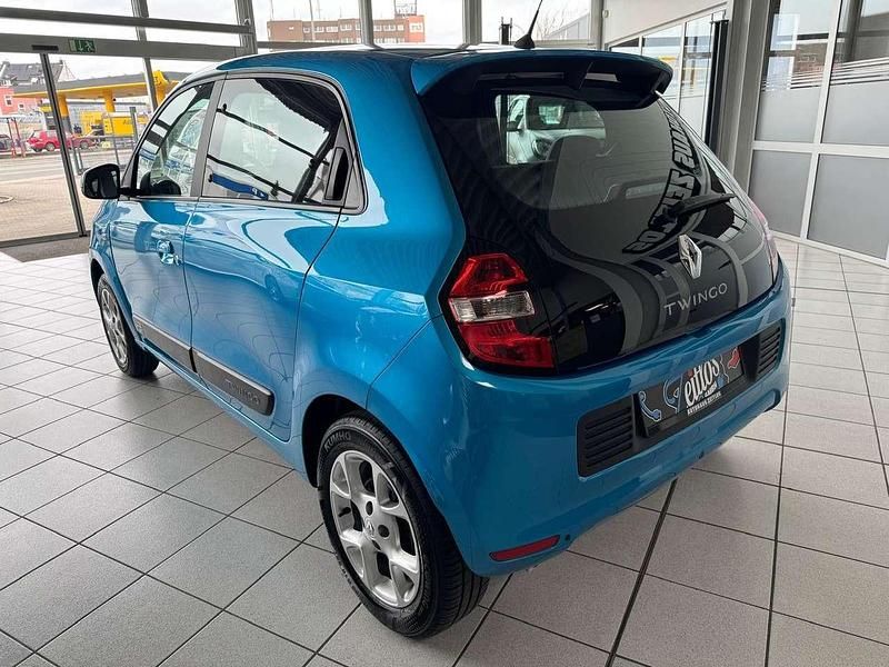 Gebraucht Renault Twingo Dynamique 71 PS (52 kW) 2015 Blau Kleinwagen