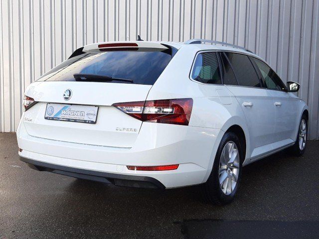 Gebraucht Skoda Superb Style 190 PS (139 kW) 2016 Weiß Kombi