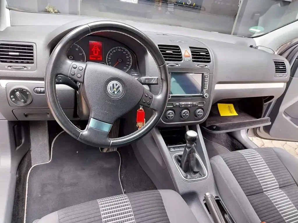 Gebraucht VW Golf V Edition 122 PS (89 kW) 2007 Grau Limousine