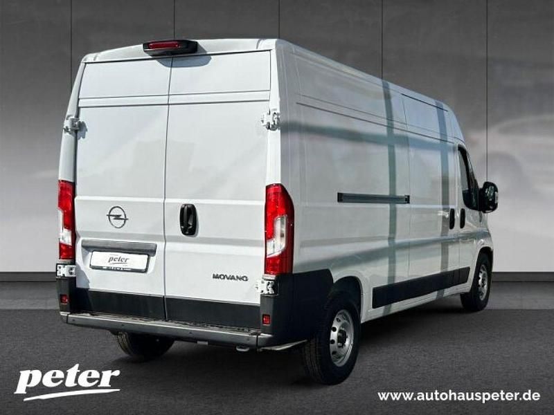 Gebraucht Opel Movano 139 PS (102 kW) 2025 Cassablanca weiß Van