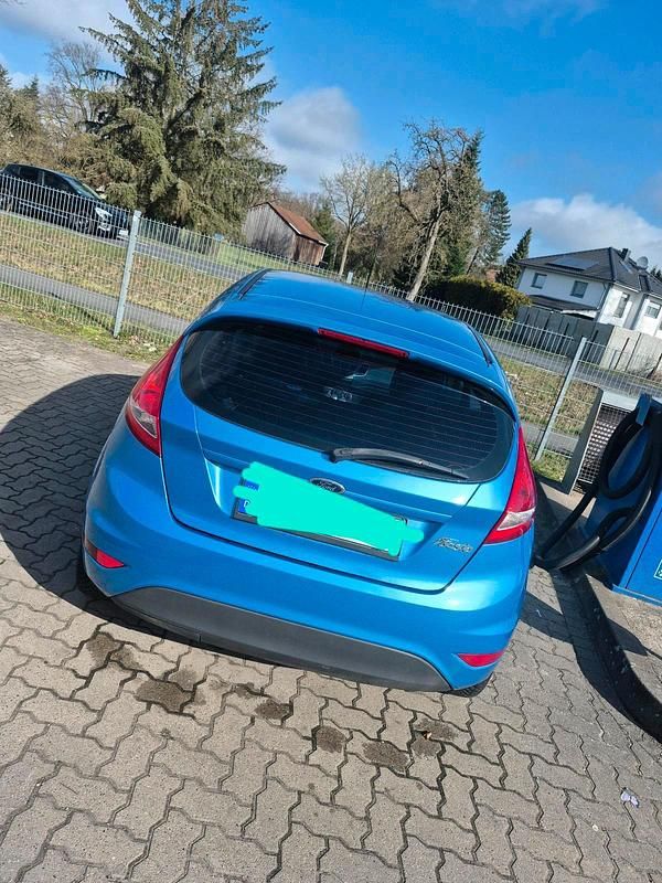 Gebraucht Ford Fiesta 60 PS (44 kW) 2009 Blau Kleinwagen