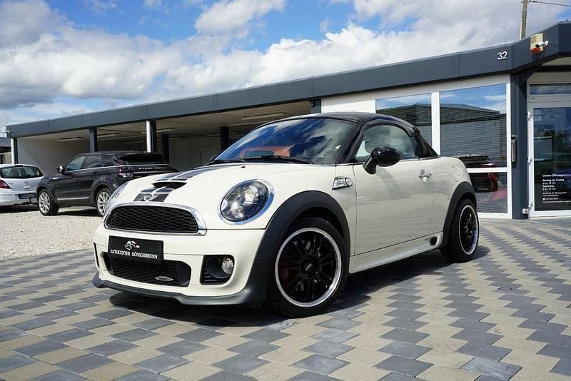 Weiß Gebraucht 2012 Mini John Cooper Works Coupé Coupé | 12.950 € (Fairer Preis) - Bild 1/4