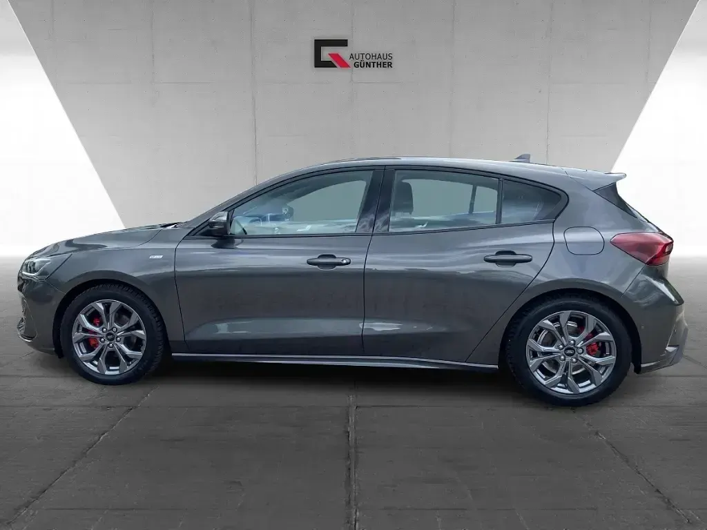 Gebraucht Ford Focus ST-Line 155 PS (114 kW) 2024 Metallic) (grau Limousine