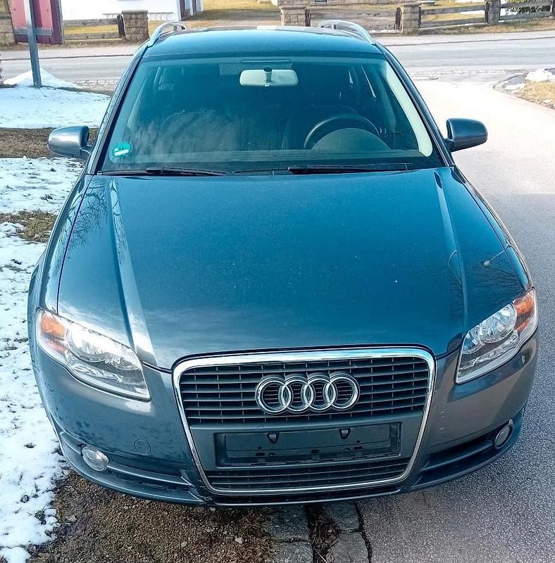 Gebraucht Audi A4 140 PS (102 kW) 2005 Grau Kombi