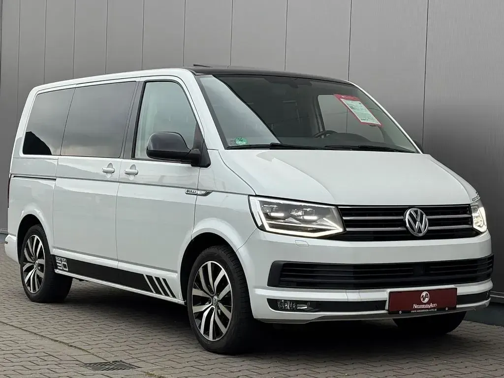 Gebraucht VW Multivan Edition 204 PS (150 kW) 2016 Weiß Van / Kleinbus