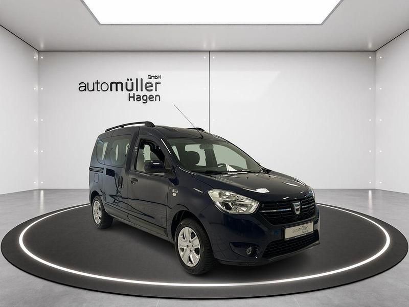 Blau marine Gebraucht 2018 Dacia Dokker Comfort Van | 12.790 € (Fairer Preis) - Bild 1/4