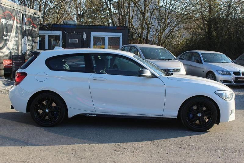 Gebraucht BMW M135 Shadowline 320 PS (235 kW) 2012 Weiß Kleinwagen