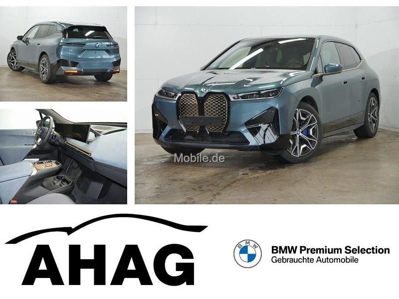 Blau Gebraucht 2024 BMW iX Performance SUV | 77.940 € (Teuer) - Bild 1/4