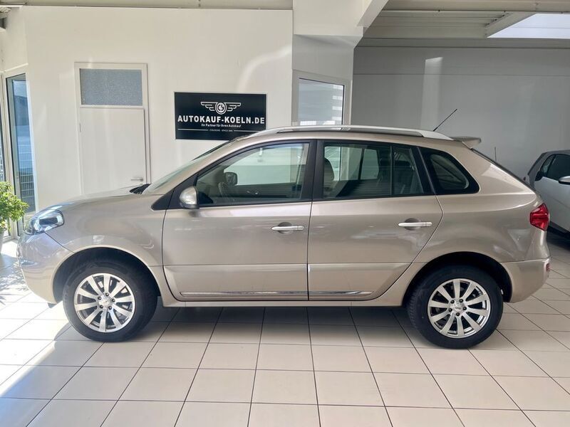 Beige Gebraucht 2013 Renault Koleos Initiale Paris SUV | 7.900 € (Fairer Preis) - Bild 1/4